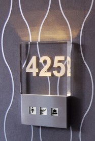 Otel oda numarası 425