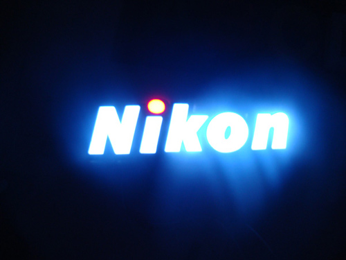 Nikon Işıklı Kutu 